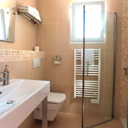 De La Pyramide 3* Mèze