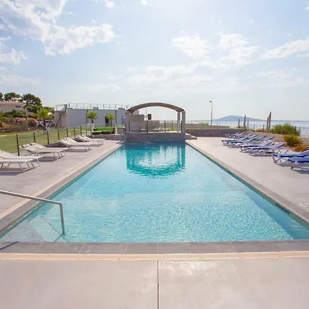 Hotel De La Pyramide Mèze