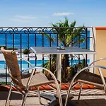 De La Pyramide Hotel 3*