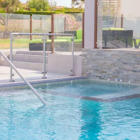 De La Pyramide 3* Мезе